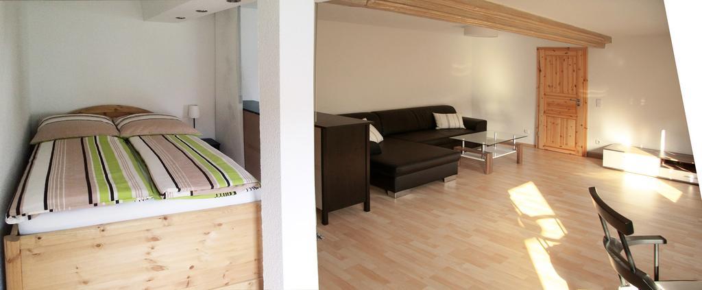 3 Seiten Ferienwohnung Jena Cameră foto